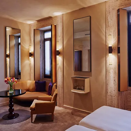 Szálloda Park Hyatt Milánó