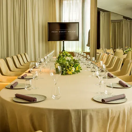 Szálloda Park Hyatt Milánó
