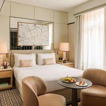 Park Hyatt 5* Milánó