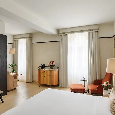 Szálloda Park Hyatt 5*